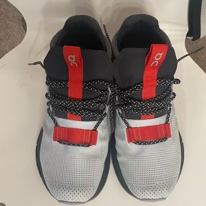 On Cloud Cloudnova Running Shoes